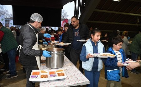 Osmangazi Belediyesi 1050 Konutlar’da Birlik Sofrası Kurdu