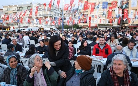 Efes Selçuk’ta İftar Sofrası Dayanışma ile Kuruldu