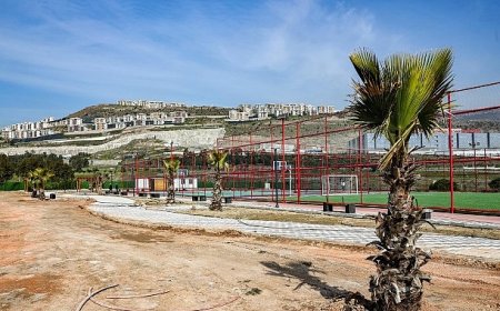 Bayraklı’da Ferdi Zeyrek Spor Kompleksi’nde Çalışmalar Sona Yaklaştı