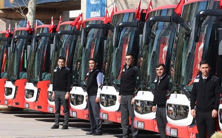Büyükşehir toplu taşıma filosuna 19 yeni otobüs daha kattı
