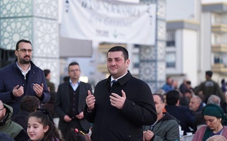 Torbalı Belediyesi’nden Atatürk Mahallesi’nde Ramazan Sofrası