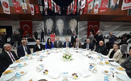 Başkan Büyükakın, MHP İl iftarına katıldı