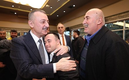 Başkan Büyükakın afet gönüllüleri ile iftar yaptı