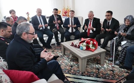 Başkan Pehlivan, şehit ailelerini ziyaret etti, “Başımızın tacısınız”