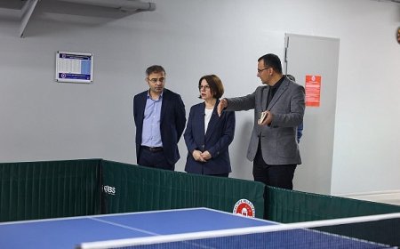 Maltepe Belediye Başkanı Köymen, spor yapan kadınlarla buluştu