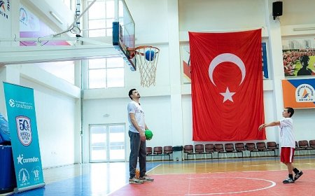 Anadolu Efes 2025–2026 sezonu One Team Projesi sertifika töreni Antalya’da gerçekleşti