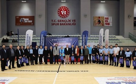 2. Geleneksel Açık Masa Tenisi Turnuvası Düzenlendi