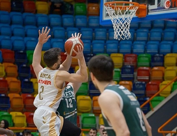 Büyükşehir Taraftarı Önünde Farka Koştu