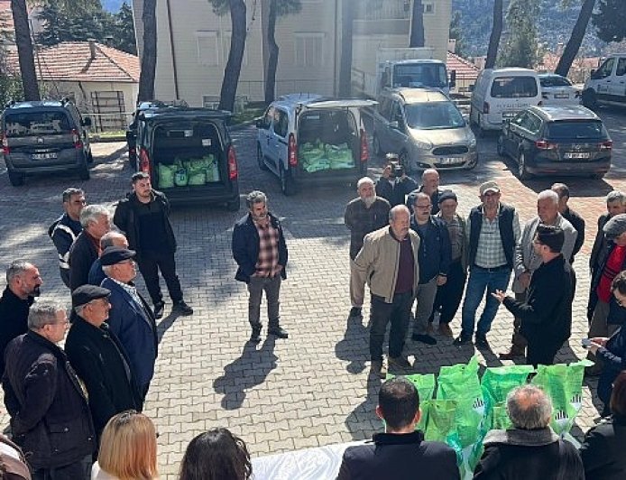 Büyükşehir Belediyesi’nin üreticilere desteği sürüyor