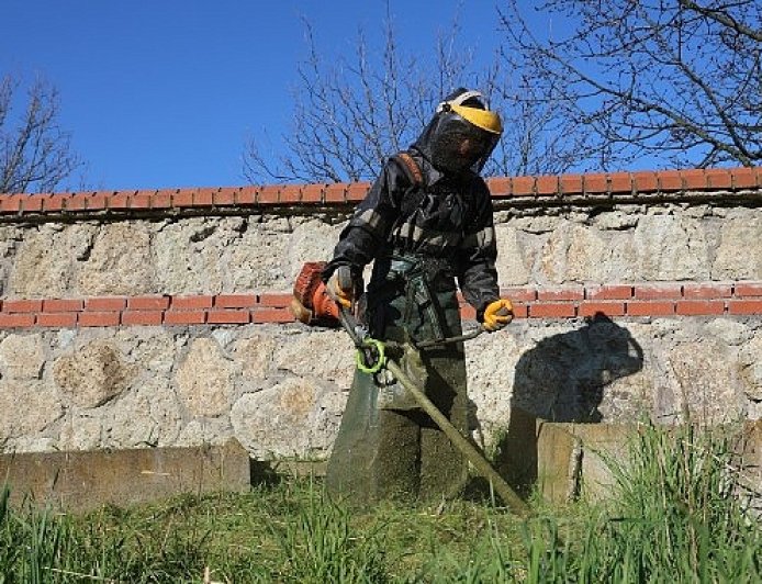 Kartepe de Mezarlıklar Bayram Ziyaretine Hazırlanıyor