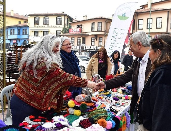 Kadın Girişimciler Bayram Sokağı Kapılarını Açtı