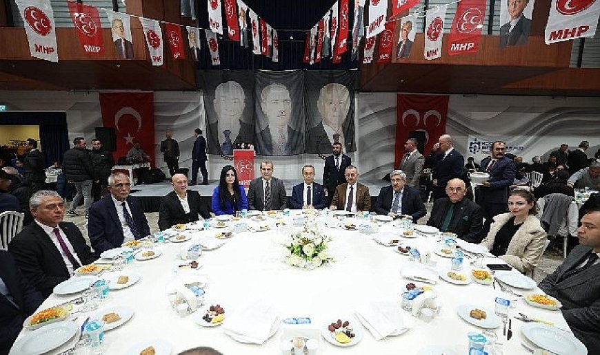 Başkan Büyükakın, MHP İl iftarına katıldı