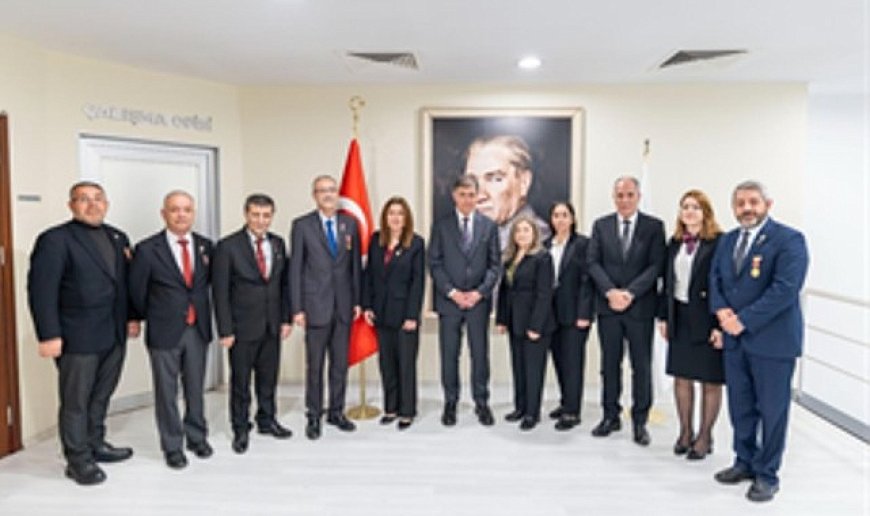 Şehit aileleri derneklerinden Başkan Tugay’a ziyaret