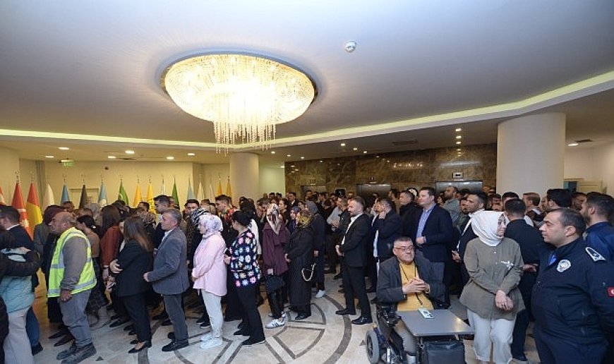 Başkan Çırpanoğlu’ndan Belediye Personeline Bayram Mesajı: 'Biz Büyük Bir Aileyiz