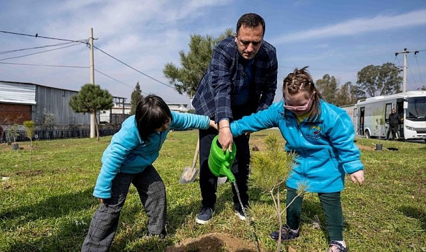 Bornova'nın en özel fidanları toprakla buluştu