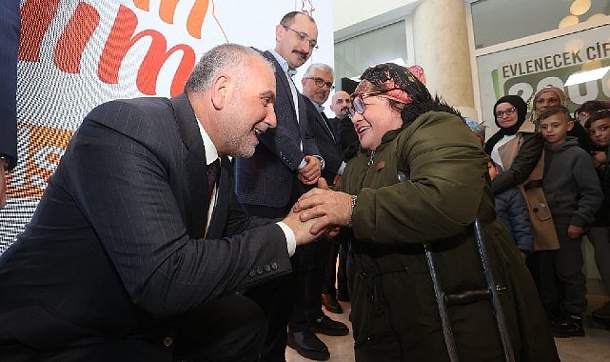 Canik'te Bayram Coşkusu: Vatandaşlar Doldu Taştı 