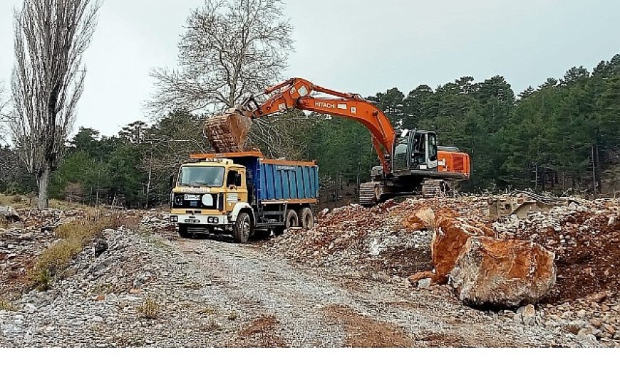 Alanya'da yol bakım çalışmaları sürüyor