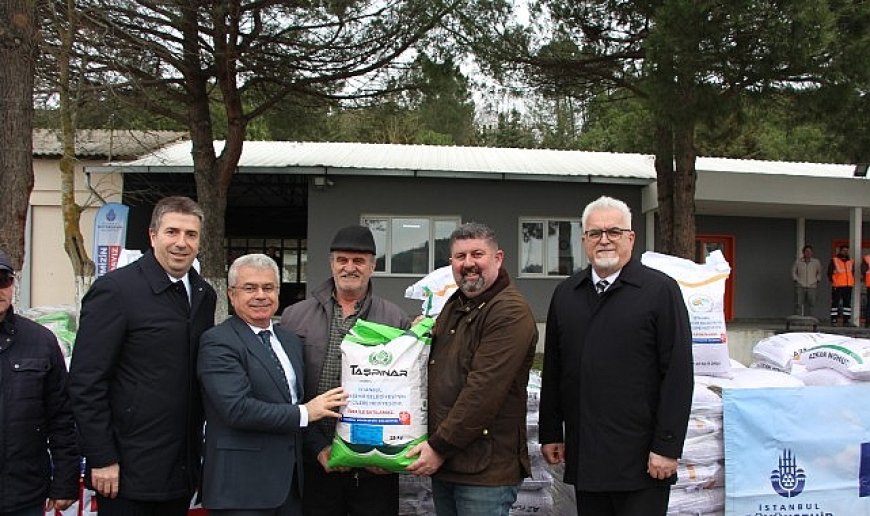 İBB’den Çiftçilere Tohum ve Hasat Makinesi Desteği
