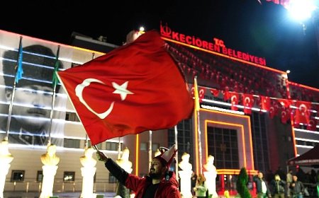 Dünya Kupası Coşkusu Keçiören’de Dev Ekrandan Takip Edildi