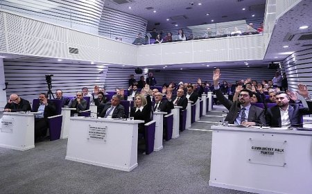 Buca Belediye Başkanı Görkem Duman: “Ne eğildik, ne de bir adım geri attık”