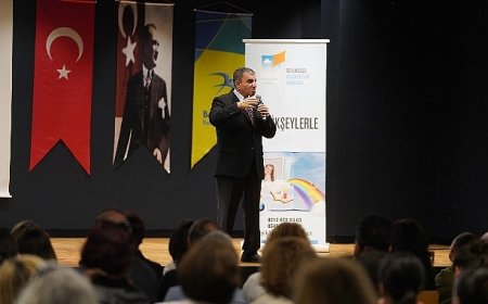 Dökmen’den Aile İçi İletişime Dair Önemli Mesajlar