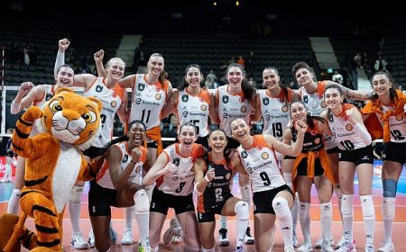 Eczacıbaşı Dynavit Vodafone Sultanlar Play-off 3-4 etabının ilk maçında galip