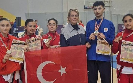 Seferihisar’ın 'Altın Çocukları' Avrupa yolunda kürsüyü bırakmıyor