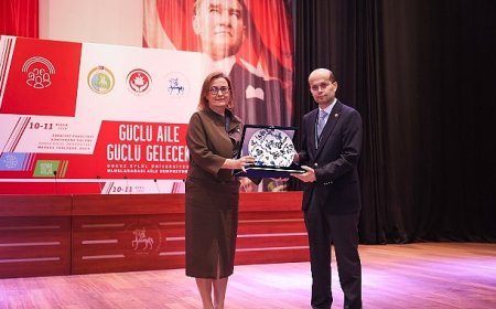 DEÜ Ev Sahipliğinde “Uluslararası Aile Sempozyumu” Başladı: Güçlü Aile, Güçlü Gelecek