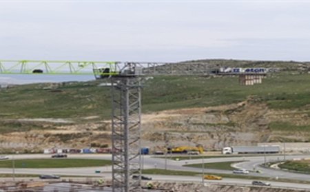 “Uzundere'de çalışmalar hızla sürüyor”