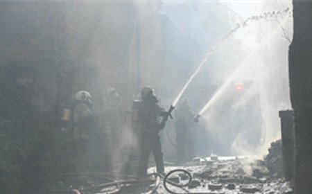 Konak’ta bina yangını kontrol altına alındı