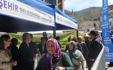 Başkan Çerçioğlu Ata Tohumlarından Yetiştirilen Binlerce Fideyi Karacasu ve Koçarlı’da Vatandaşlarla Buluşturdu