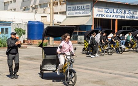İzmir'de Bisicab dönemi başlıyor
