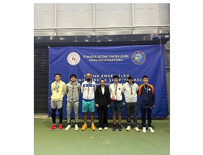 Osmangazi’nin Şampiyon Raketlerinden Büyük Başarı