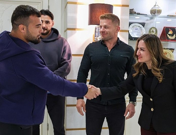 Başkan Vekili Özdemir başpehlivanları ağırladı