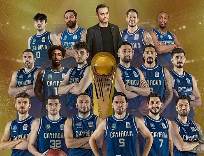 Başkan Büyükakın, Çayırova'nın şampiyonluğunu kutladı