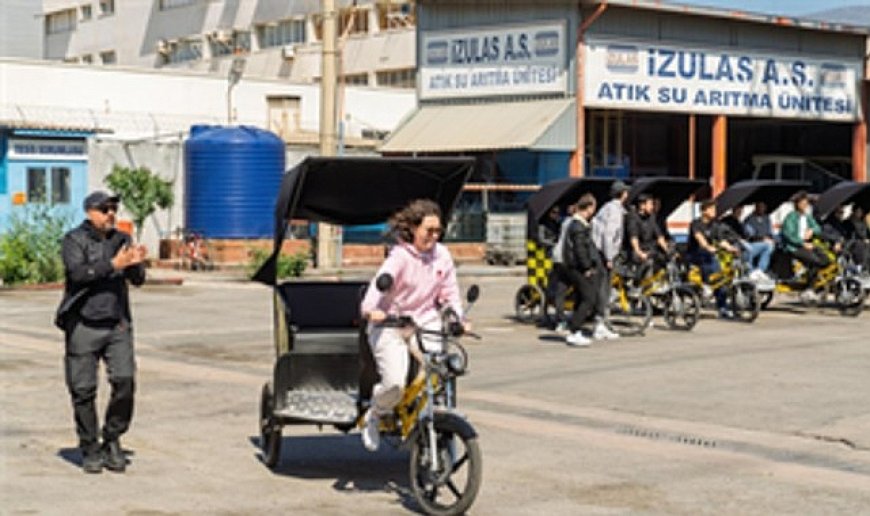 İzmir'de Bisicab dönemi başlıyor