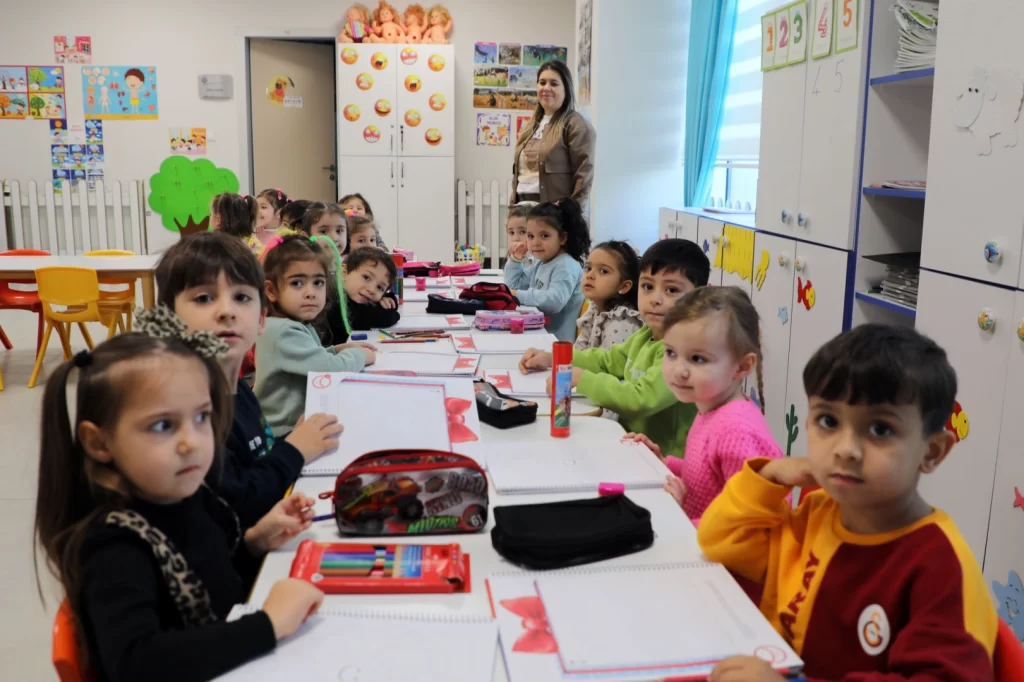 Muğla Büyükşehir Gündüz Bakımevleri ile ailelerin yanında