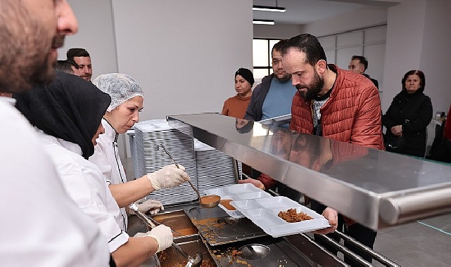 Nilüfer’de iftar sofraları dayanışmayı artırıyor