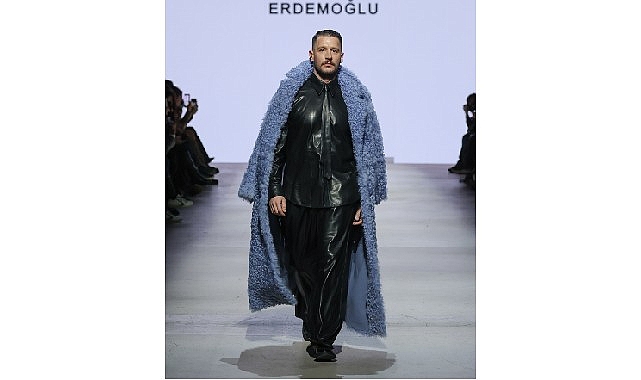 unlu-modaci-emre-erdemoglundan-moskova-fashion-weekte-guclu-ve-zarif-bir-dokunus.jpg