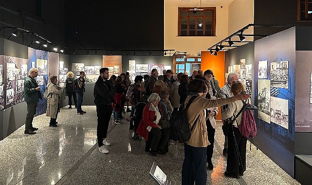 yunan-ziyaretciler-yanik-yurt-sergisini-gezdi.jpg