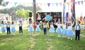 aydin-buyuksehir-belediyesinin-cocuk-gelisim-merkezlerinde-23-nisan-ulusal-egemenlik-ve-cocuk-bayrami-coskuyla-kutlandi.jpg