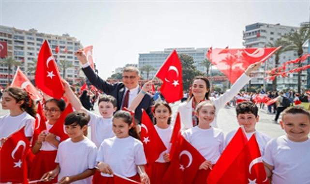 cumhuriyet-meydani-rengarenk.jpg