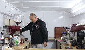 efes-selcuk-belediyesi-ve-meslek-fabrikasindan-istihdama-katki-barista-kursu-tamamlandi.jpg