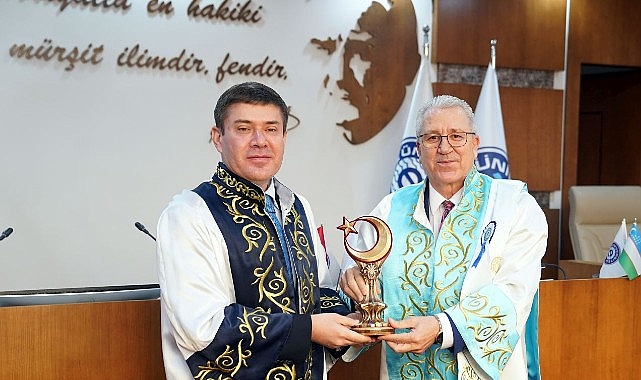 ege-universitesi-ozbekistan-yuksekogretim-kurulu-baskani-prof-dr-odil-abdurakhmanova-fahri-doktora-unvani-verdi.jpg