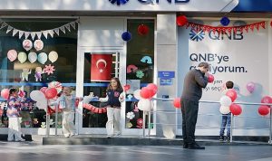 qnb-turkiye-23-nisan-ulusal-egemenlik-ve-cocuk-bayramina-ozel-olarak-hazirladigi-yeni-reklam-filmini-yayinladi.jpg