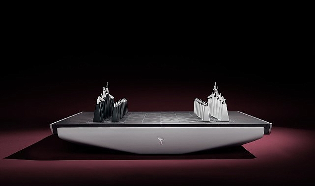 rolls-roycedan-ozel-uretim-satranc-seti.jpg