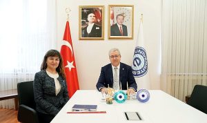 tuba-asli-uyesi-eu-ogretim-uyesi-prof-dr-kadriye-arzum-erdem-gursan-5-kez-aassa-wise-komitesinde.jpg
