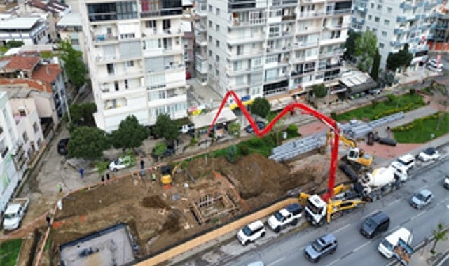 yeni-girne-caddesinde-guvenli-yaya-ulasimi.jpg