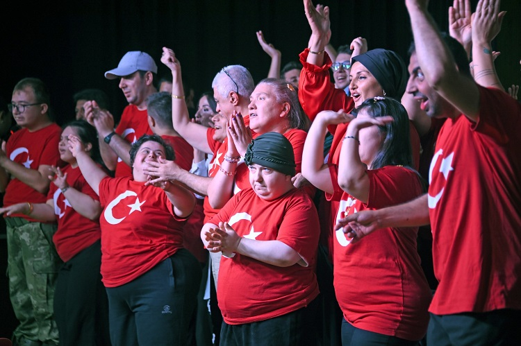 7-1756541515-807-x750