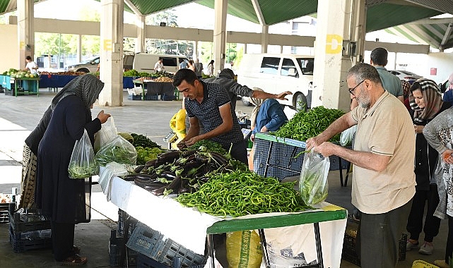 konyalilar-yerli-urun-pazari-ile-taze-urunlere-ulasiyor.jpg